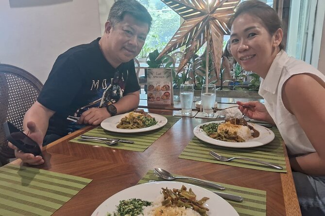 Colombo local Food Tour &City Tour by TukTuk All food Included - Aluthkade street food, the tour’s main meal