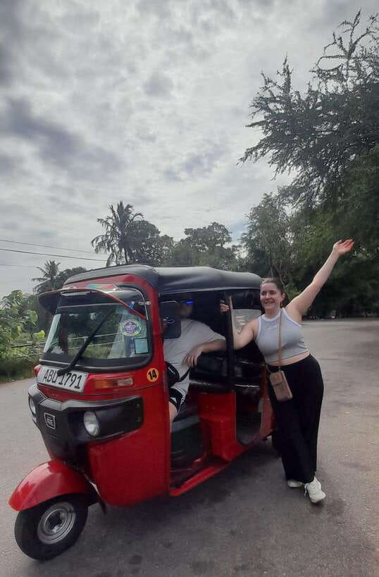 Colombo: Local Guide with Colombo City Tour by Tuk Tuk - Why a tuk tuk works well for Colombo