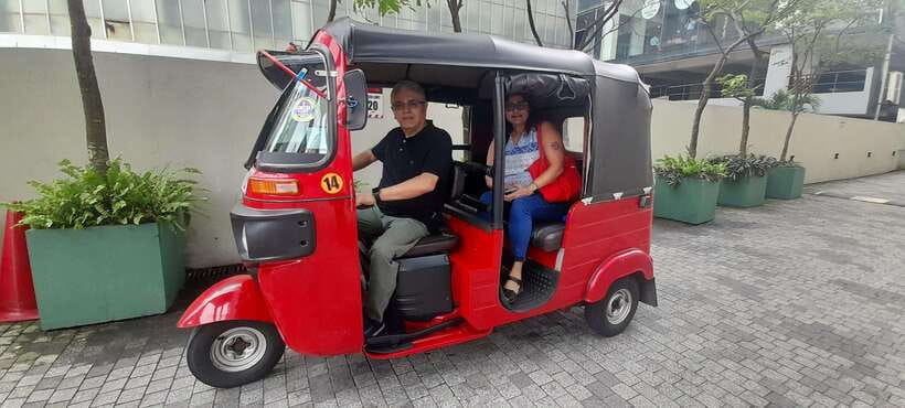 Colombo: Local Guide with Colombo City Tour by Tuk Tuk - Sri Kailawasanathan Swami Temple adds a Hindu contrast