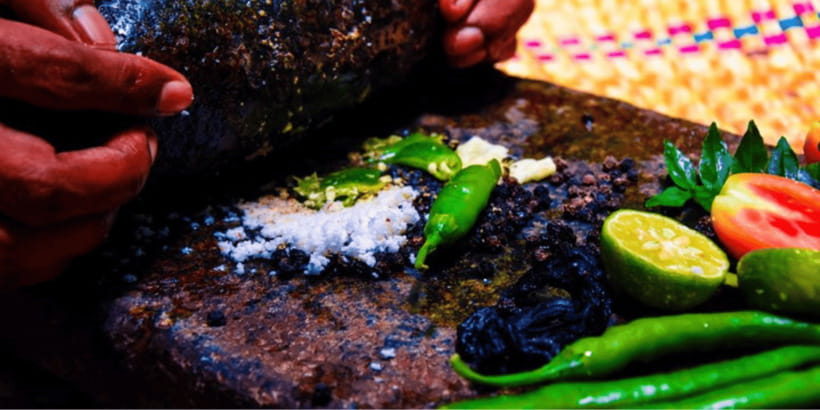 Colombo: Local Market Tour & Cooking Demo with Lunch - Sitting Down to a Sri Lankan Lunch