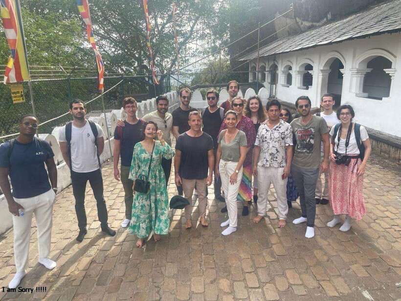 Colombo/Negombo: Exclusive Sigiriya Rock & Dambulla Cave - A Sri Lankan lunch around 1:00 PM