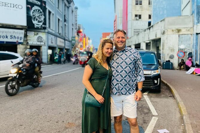 Colombo Night Food Experience Tour - Three hours of food, traffic, and city movement