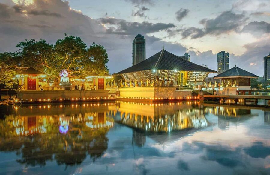 Colombo: One Day Private City Tour With Gangaramaya Temple - Kopanna Vidiya and Wolvendaal Church