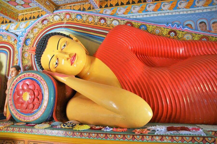 Colombo: Private 2-Day Cultural Triangle Tour with Sigiriya - Should you book this private Cultural Triangle tour?