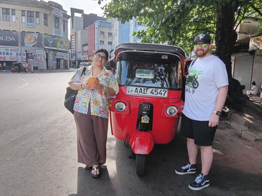 Colombo: Private City Tour by Tuk tuk - All Inclusive - Independence Square and Viharamahadevi Park