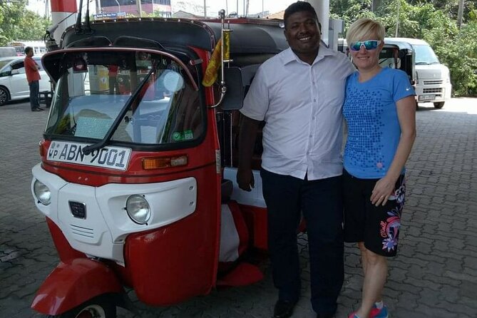 Colombo private city tour by tuk tuk morning and evening - Independence Memorial Hall and its open gardens