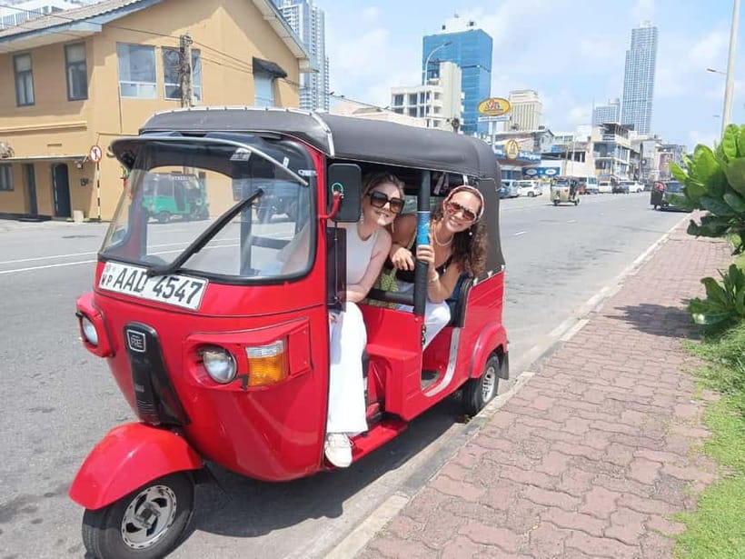 Colombo: Private City Tour with Local Food Tour by Tuk-Tuk - Six good reasons to consider this Colombo tuk-tuk tour