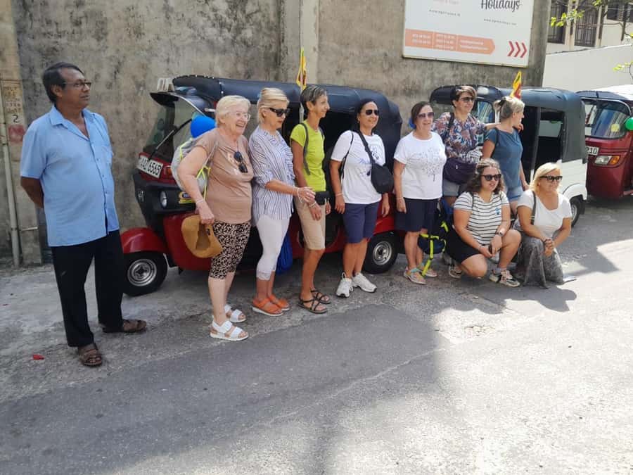 Colombo: Private Guided Tour of the City by Tuk-Tuk - How Much Time You Need and What the Day Feels Like