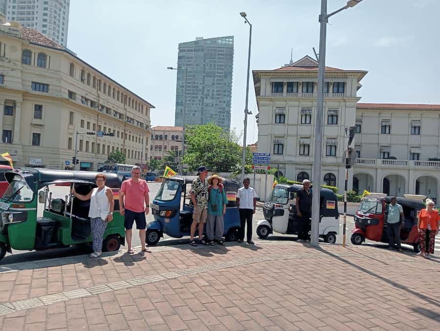 Colombo: Private Guided Tour of the City by Tuk-Tuk - The Dutch Church and Colombo’s Colonial Side