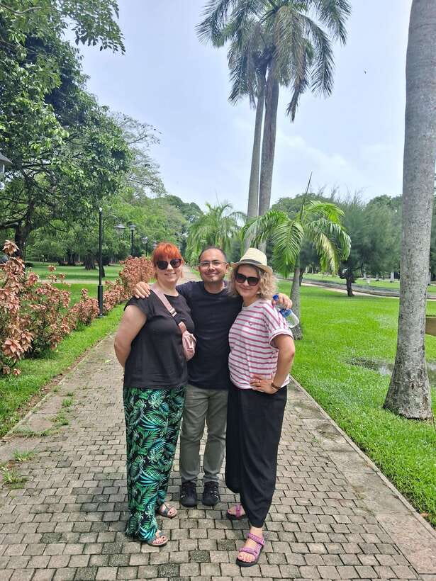 Colombo: Private Guided Tuk Tuk City Tour with Hotel Pickup - Key things to know before booking