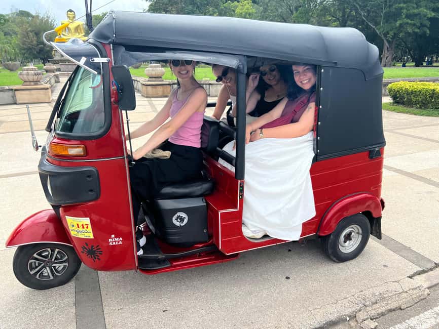 Colombo: Private Tuk-Tuk City Tour with All Entry Fees - Five things to know before you book