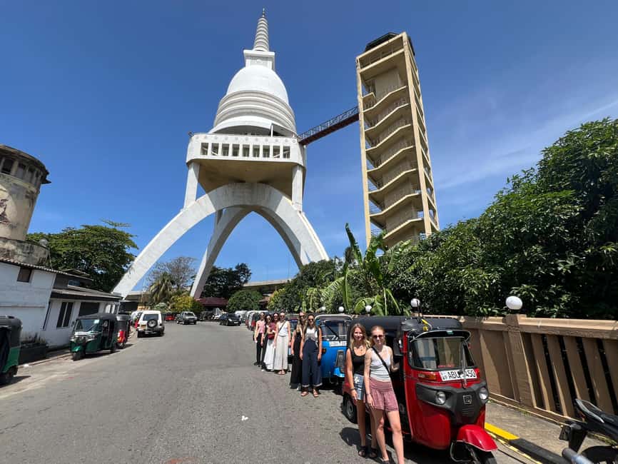 Colombo: Private Tuk-Tuk City Tour with All Entry Fees - Galle Face Green and Colombo’s coastal edge