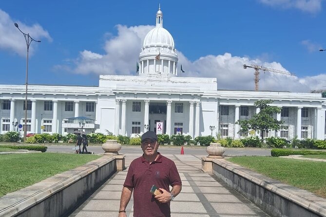 Colombo Private Tuk-Tuk City Tour with All Entry Fees Included - Pettah, the Red Mosque, and Colombo’s older commercial quarter