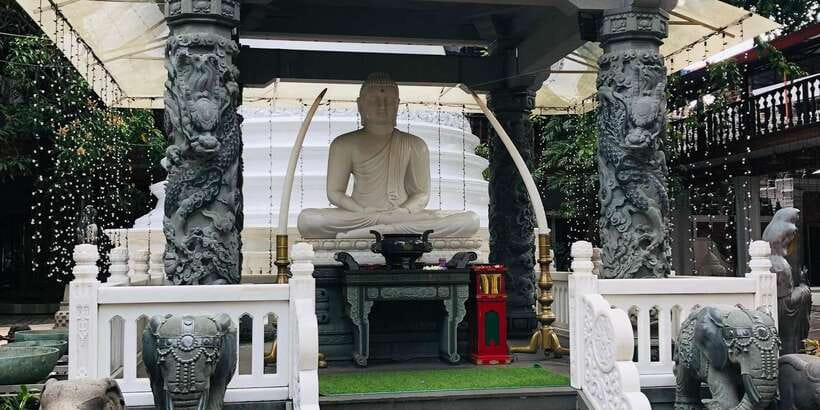 Colombo privet Day Tour and shopping - Jami Ul-Alfar Mosque and Pettah’s Old City