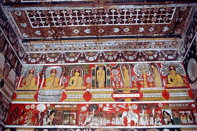 Colombo Shore Excursion to Panoramic Colombo with Kelaniya Temple - A Hindu Kovil and the City’s Religious Mix