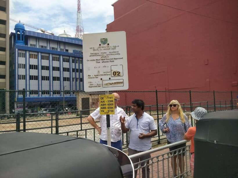 Colombo Sightseeing Private Tour by Tuk Tuk MorningOREvening - Why a tuk-tuk works so well in Colombo