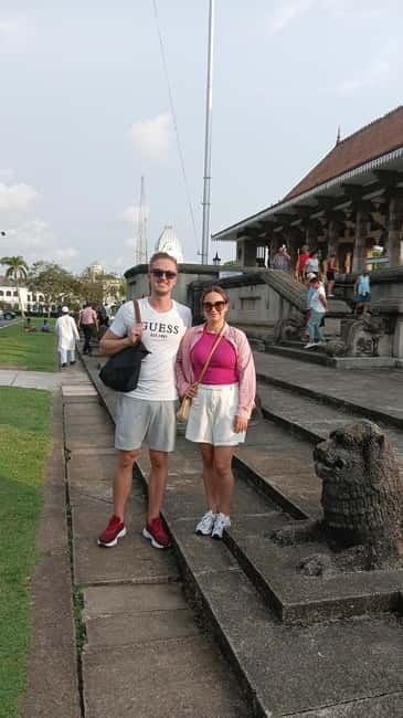 Colombo: Sightseeing Tour by Tuk Tuk Safari - All Inclusive - Hindu and Buddhist Colombo take center stage