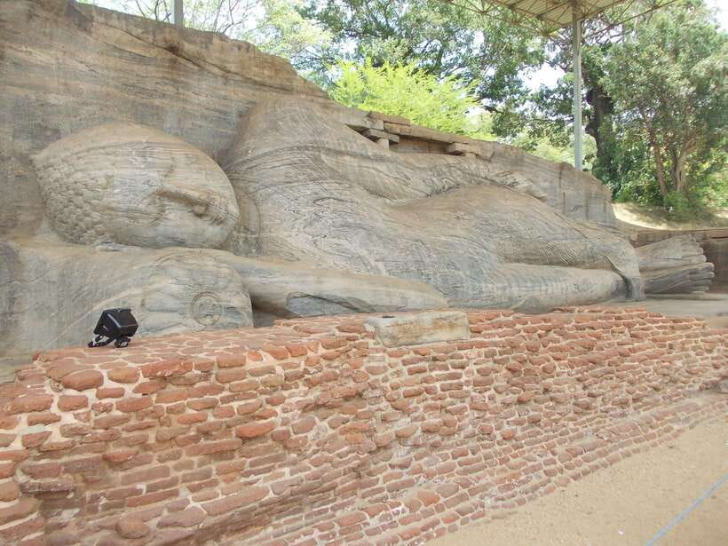Colombo: Sri Lanka 4-Day Private Tour With 18 Amazing Places - Day Three: Ramboda Falls, Tea Country, and the Train to Ella