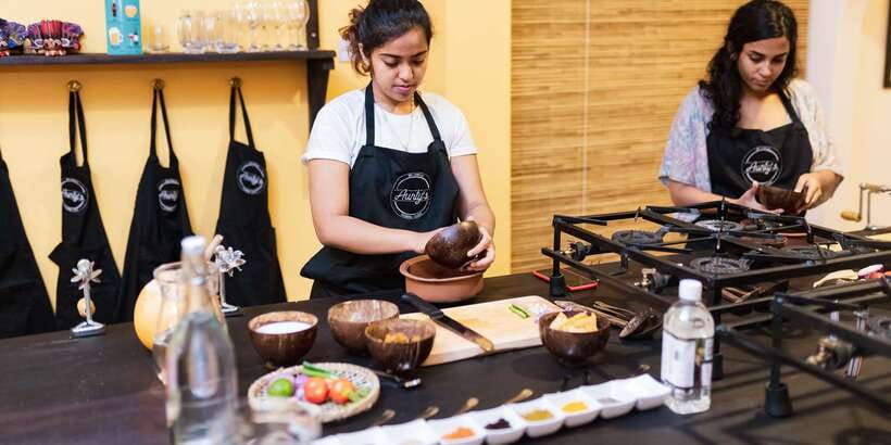 Colombo: Sri Lankan Cooking Class with a Chef - Lunch or dinner at the end