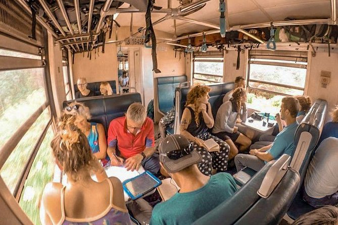Colombo to Badulla train ride on (Train No: 1015 "Udarata Menike") - Colombo Fort at 8:30 am: starting the railway day