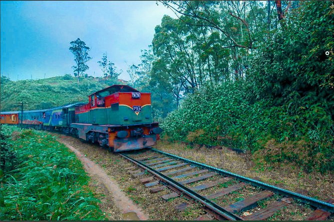 Colombo to Badulla train ride on (Train No: 1015 "Udarata Menike") - Food, drinks, and the small comforts that matter