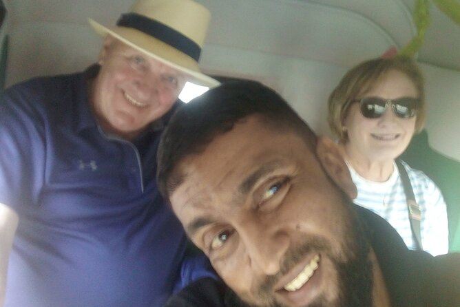 Colombo Tuk Tuk city tour with friendly Tuk driver(All inclusive) - Gangaramaya Temple and the extra $2 fee