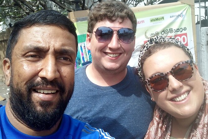 Colombo Tuk Tuk city tour with friendly Tuk driver(All inclusive) - The museum stop and a small point to clarify