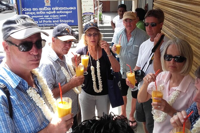 Colombo TUK TUK CITY Tours -Sightseeing Entry Fees - Galle Face Green ends the ride by the sea