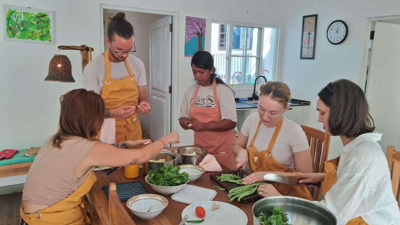 Cooking with Arun & Tamil Family - What the three-hour schedule feels like