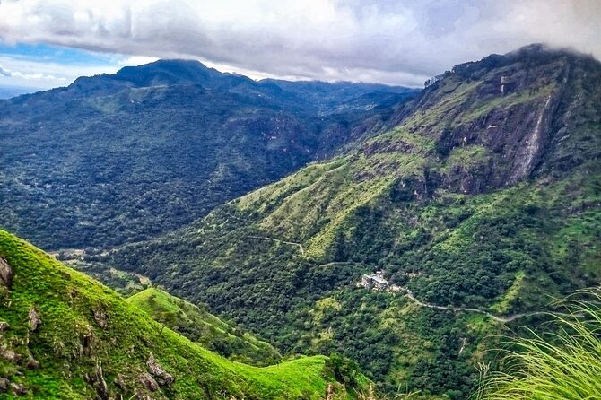 Customized Multi-Day Private Tour Packages in Sri Lanka - Why a private driver makes Sri Lanka easier