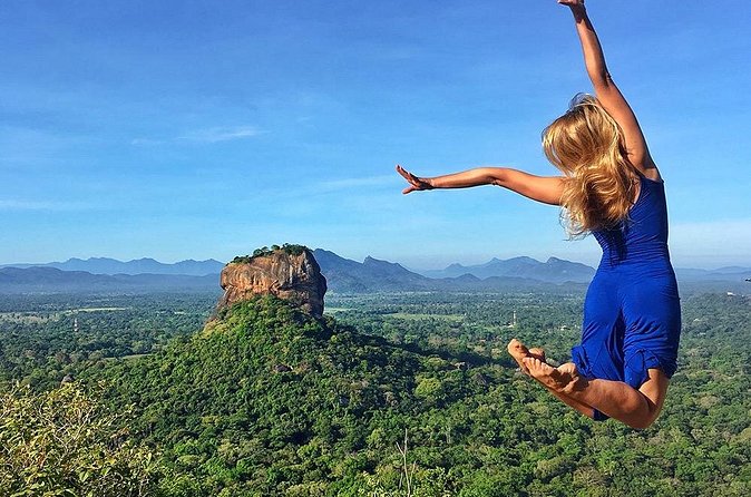 Dambulla, Sigiriya and Pidurandala Day Tour with a verified tour guide - The 8:00 am start and long drive from Kandy