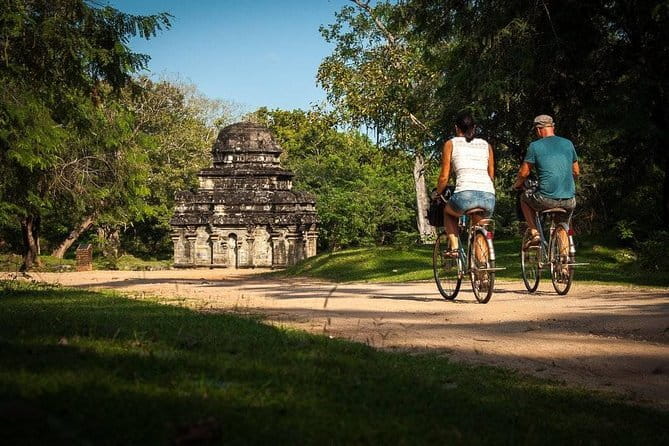 Day Excursion To Ancient City Polonnaruwa - Why Polonnaruwa is worth the long ride
