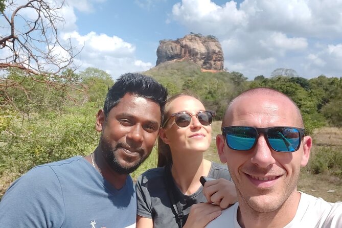 Day Tour from dambulla to Sigiriya & Polonnaruwa - The road to Polonnaruwa and the chance of elephants