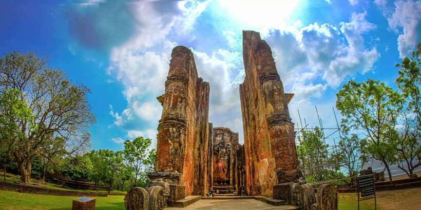 Day Trip to the Ancient Capital of Polonnaruwa From Colombo - Why Polonnaruwa is worth the long ride