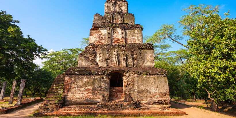 Day Trip to the Ancient Capital of Polonnaruwa From Colombo - Entering Polonnaruwa Ancient City