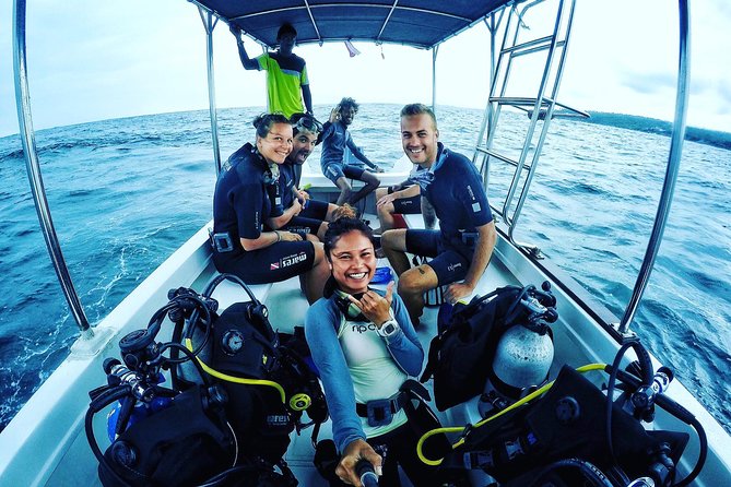 Discover SCUBA Diving in Beautiful Unawatuna Bay - A gentle first step into SCUBA at Unawatuna