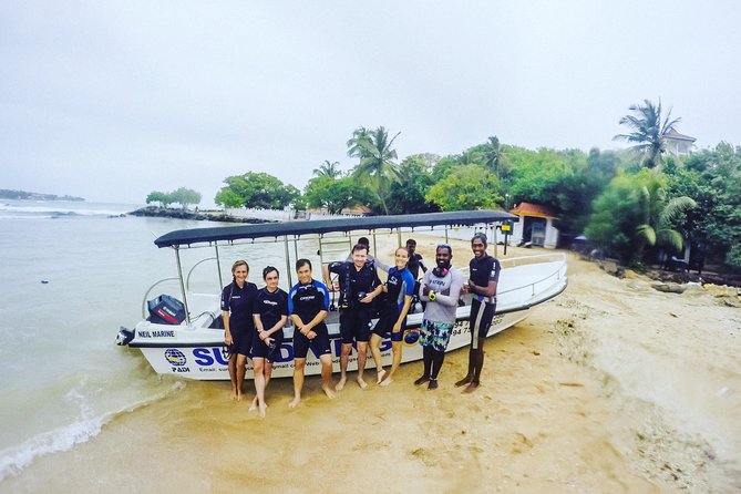 Discover SCUBA Diving in Beautiful Unawatuna Bay - Who will enjoy this Unawatuna session?