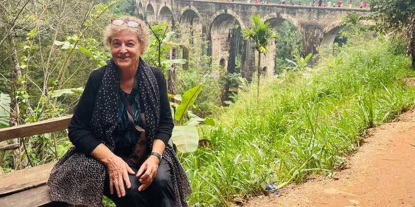 Discover the Best of Sri Lanka in 2 Days - Day two starts high above Gampola at Ambuluwawa Tower