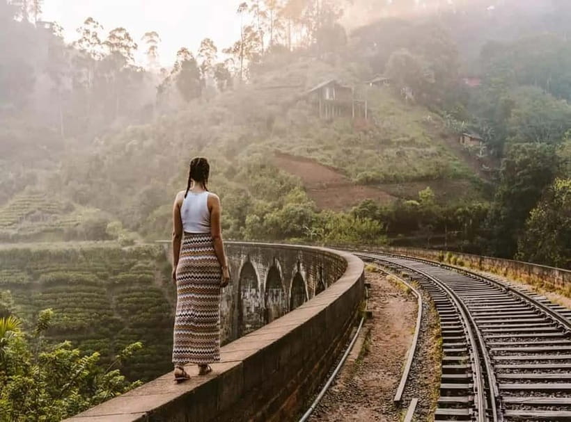 Ella: 9 Arches Bridge, Little Adam's Peak, Tea Factory - What this Ella tour does well in six hours