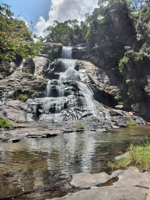 Ella: All-Inclusive Diyaluma and Ravana Waterfalls Day Tour - Lunch beside the falls