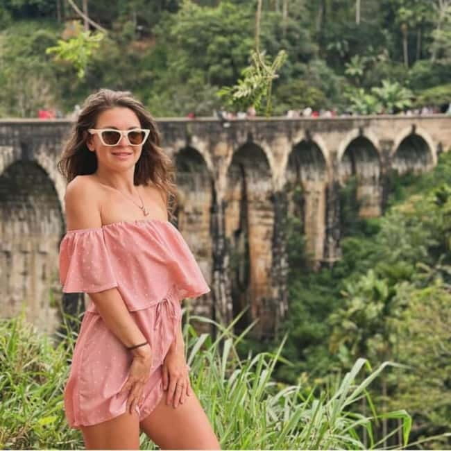 Ella: Ella Rock, 9 Arch, Little Adams Peak, & Waterfall Tour - Ravana Falls and the first taste of Ella