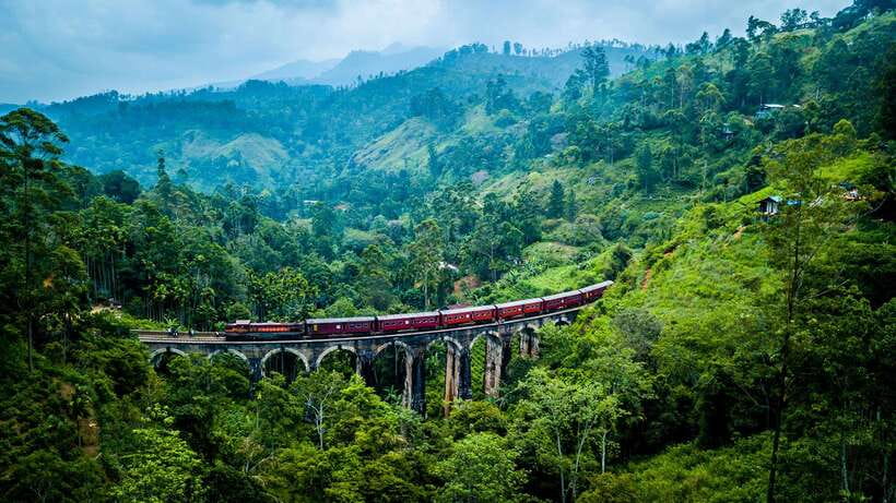 Ella: First Class Scenic Train Ticket To/From Nanuoya - Starting at Ella or Nanuoya