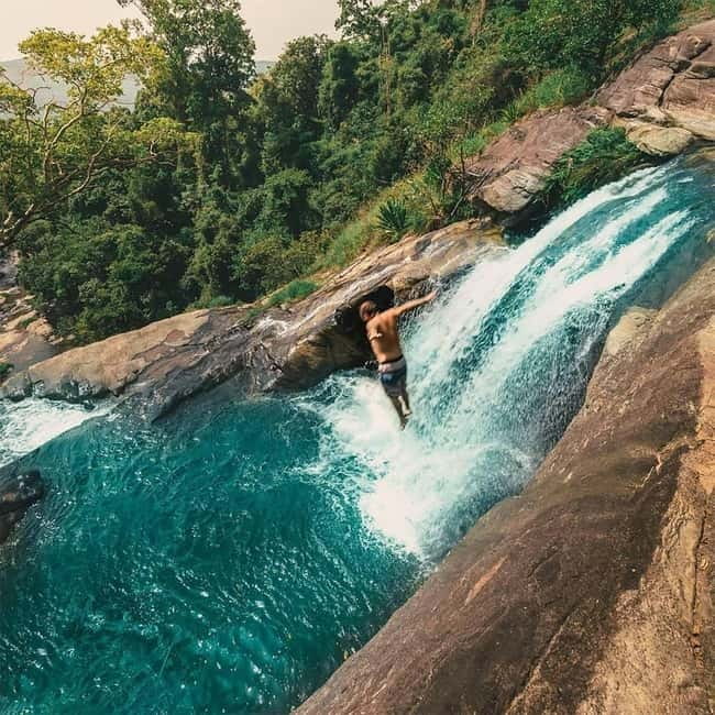 Ella: Ravana and Upper Diyaluma Falls Guided Tour - What the guide adds beyond transport