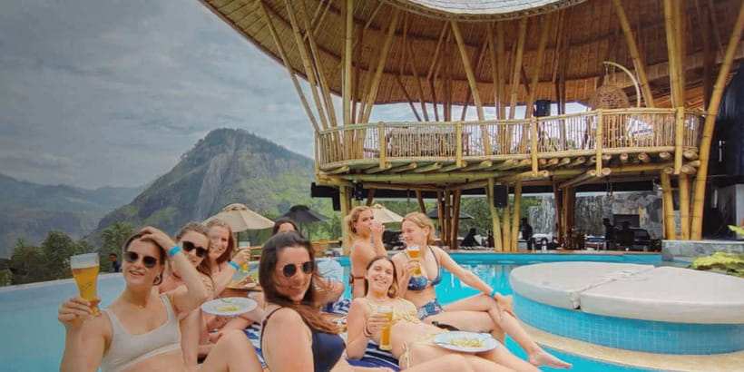 Ella Ravana Pool Club Dip & Dine+2 Free Cocktails!+Zipline - Flying Ravana Zipline: the high point