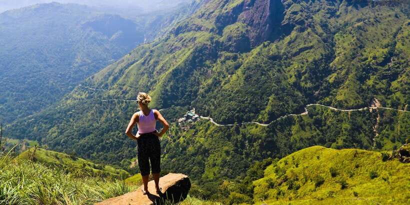 Ella Rock & 9 Arch Bridge, Little Adams Peak with Transfer - Nine Arches Bridge: railway engineering in green surroundings
