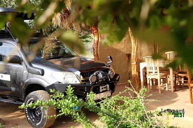 Exclusive : Overnight Leopard Safari with Luxury Glamping - Campfire drinks and the alfresco shower