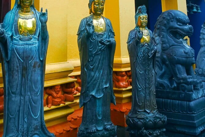 Explore Colombo City Highlights in a Private Tuk Tuk - Two Hindu kovils and a South Indian lunch stop