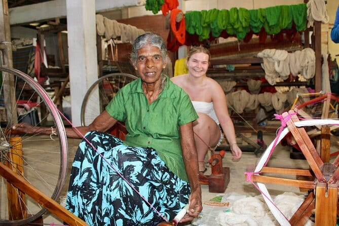 Explore Galle's Hidden Gems & Dine With Locals - Koggala Lake by boat and kayak