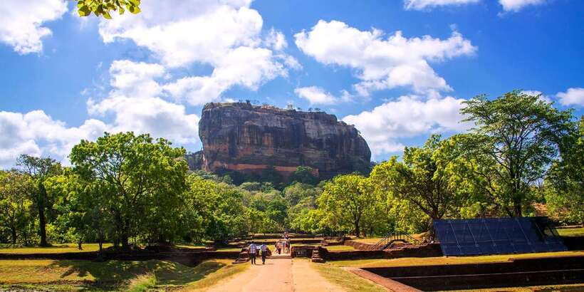 From Bentota: Sigiriya Lion Rock & Dambulla Cave Temple Tour - A fragrant stop at the herbal and spice garden