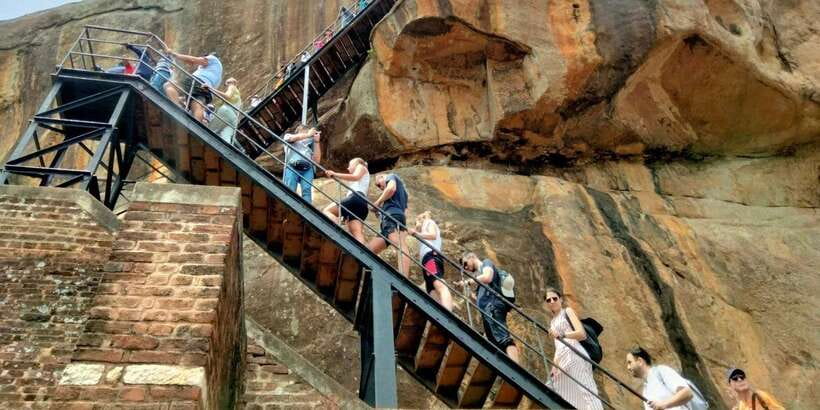 From Bentota: Sigiriya Lion Rock & Dambulla Cave Temple Tour - Batiks and gemstones between the major sights